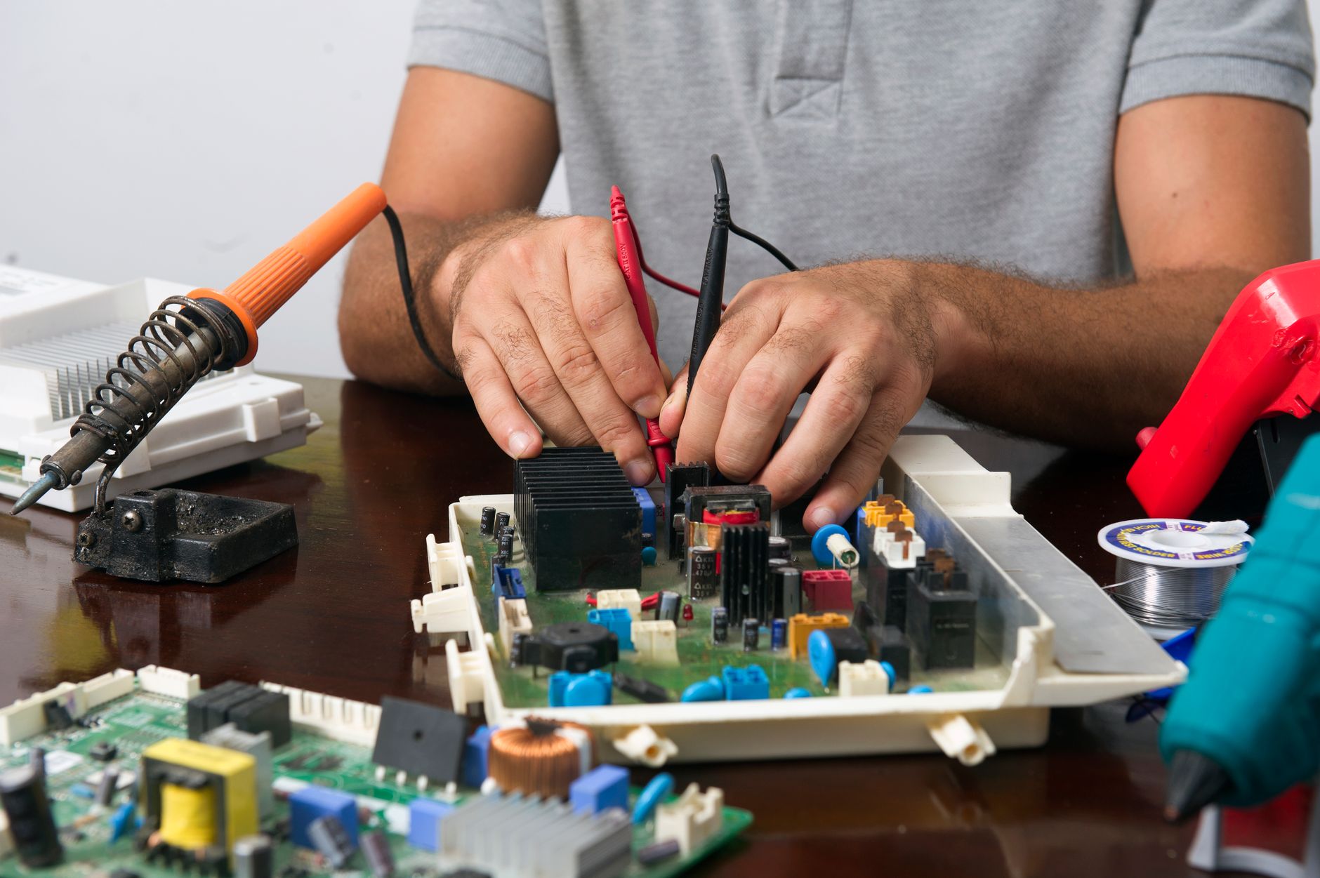 Réparation électroménager équipe à Massy